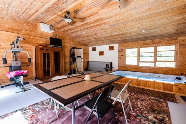Private Log Cabin With Indoor Pool Sauna And Gym You Rent It All No One Else McAlpin Bagian luar foto